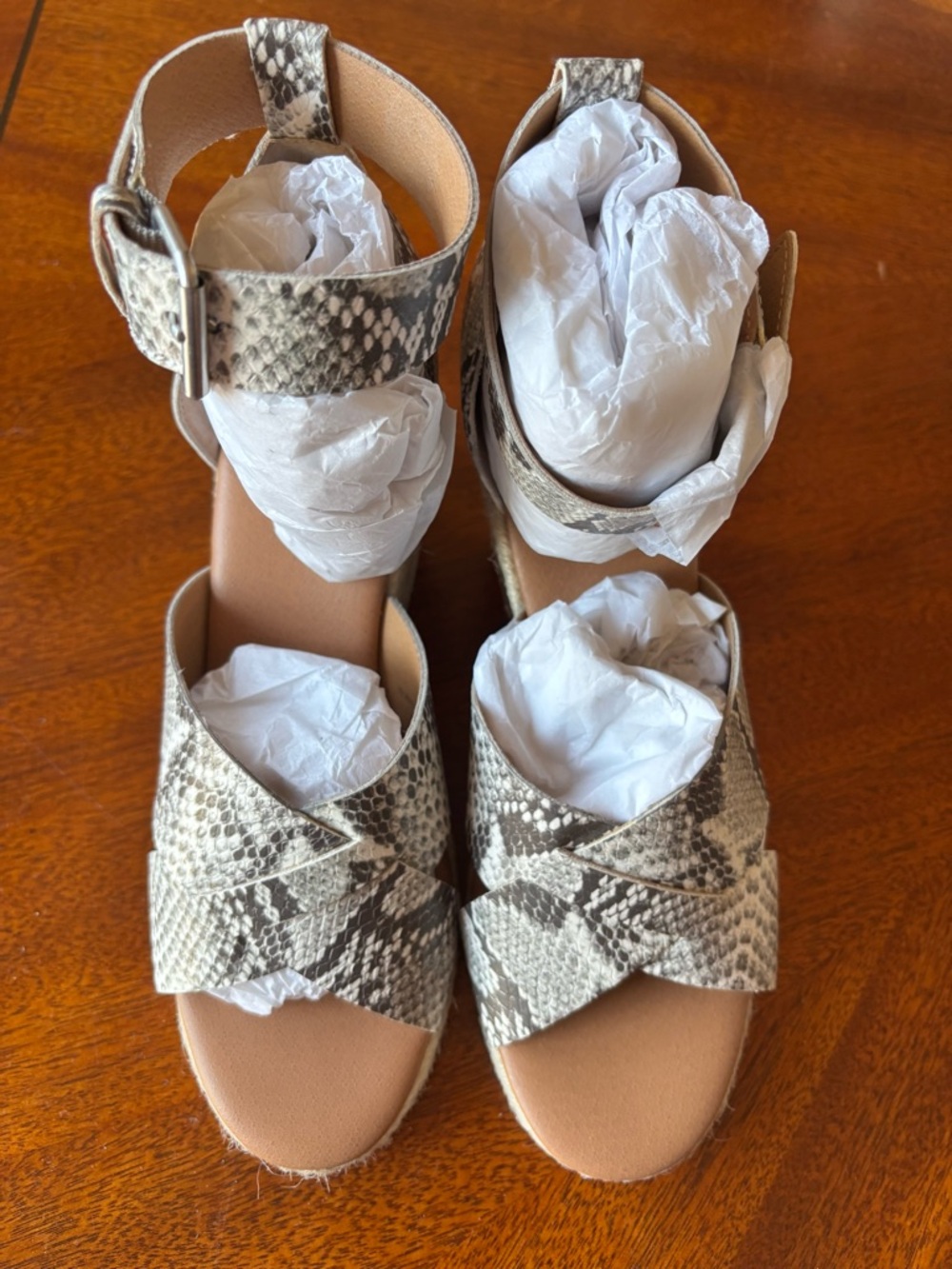 Womens Snake-Print Ankle Strap Wedge Sandals - Snake print